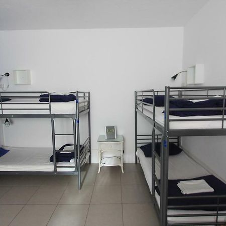 Metropole Budget Hostel Сент Джулианс Экстерьер фото