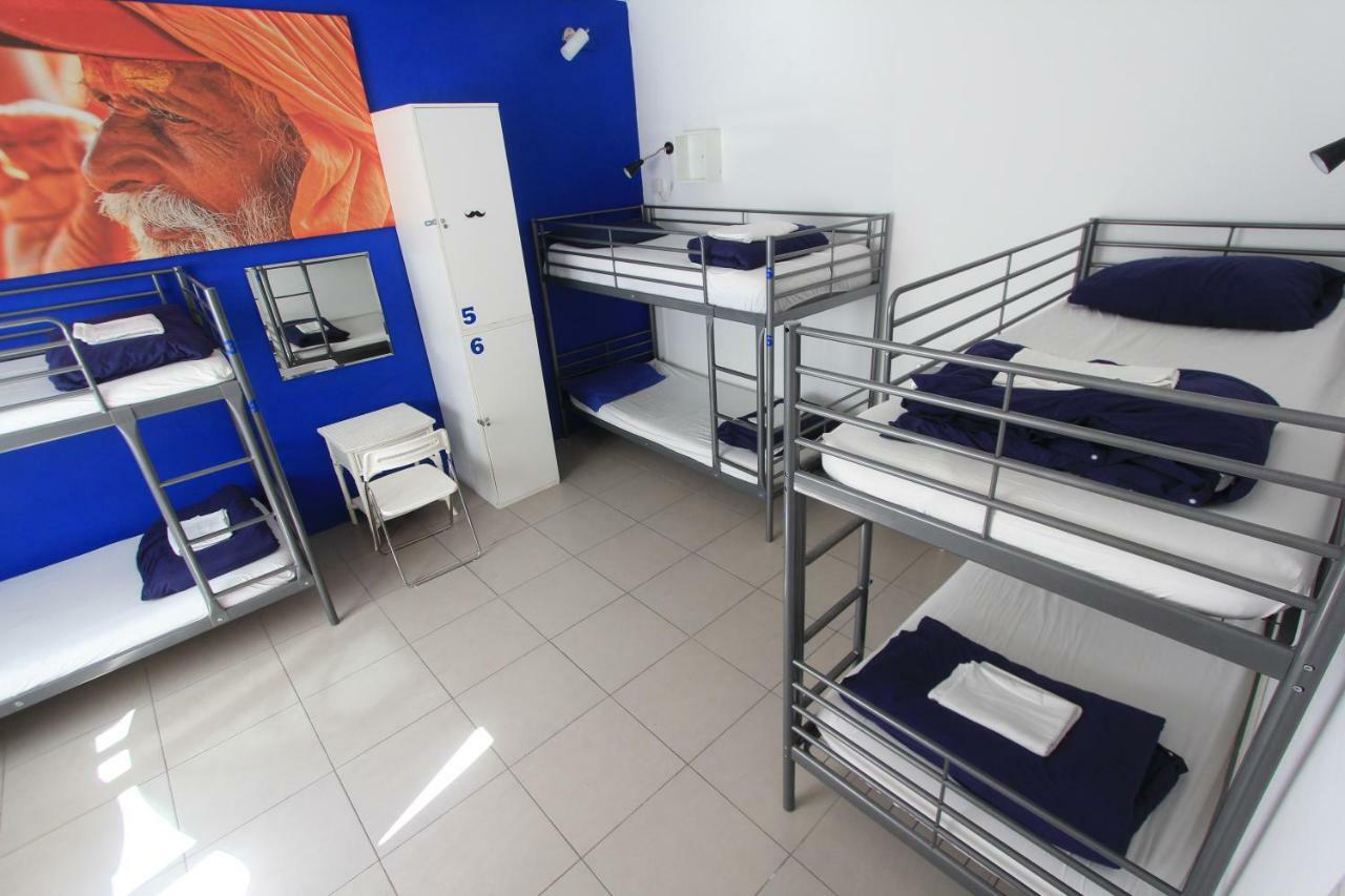 Metropole Budget Hostel Сент Джулианс Экстерьер фото